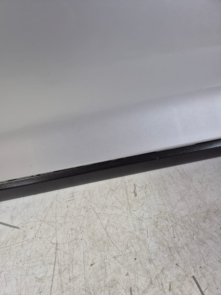 VW SCIROCCO 2010 PASSENGERS SIDE DOOR /COMES WITHOUT WING MIRROR+DOOR TRIM/