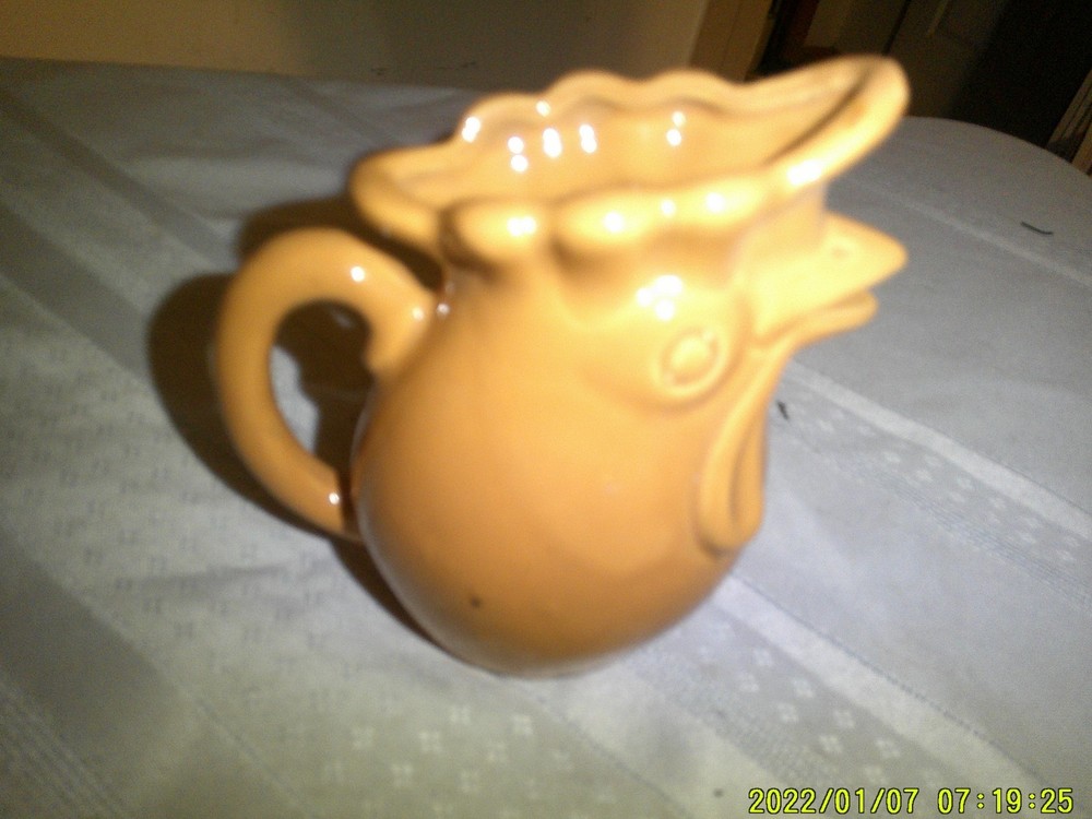PORCELAIN ROOSTER HEAD CREAMER