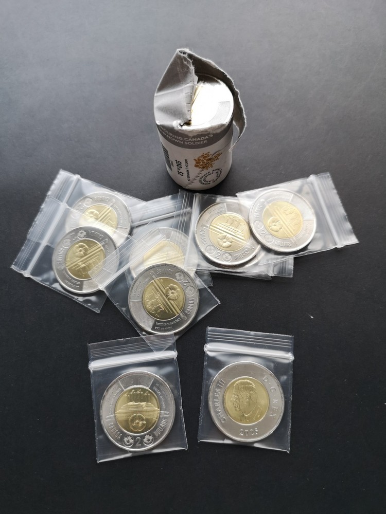 *** CANADA  TOONIE  2025  UNKNOWN  SOLDIER  *** FROM  MINT  ROLL  ***