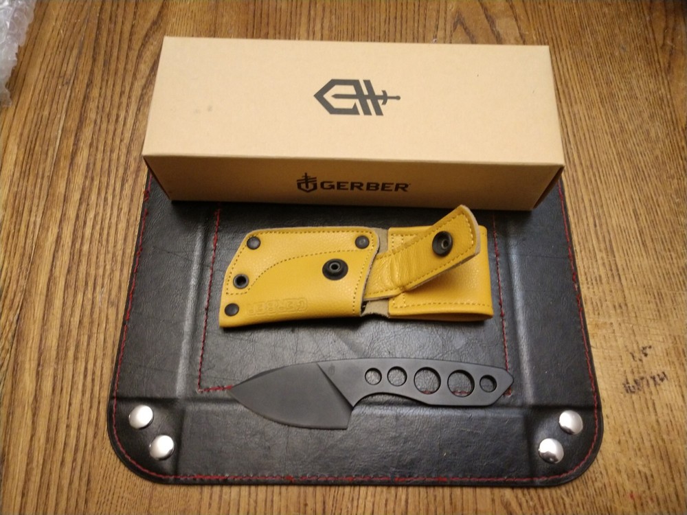 Gerber Dibs Fixed Blade Knife Leather Sheath 2.5" 440A SS Blade 2.2 OZ