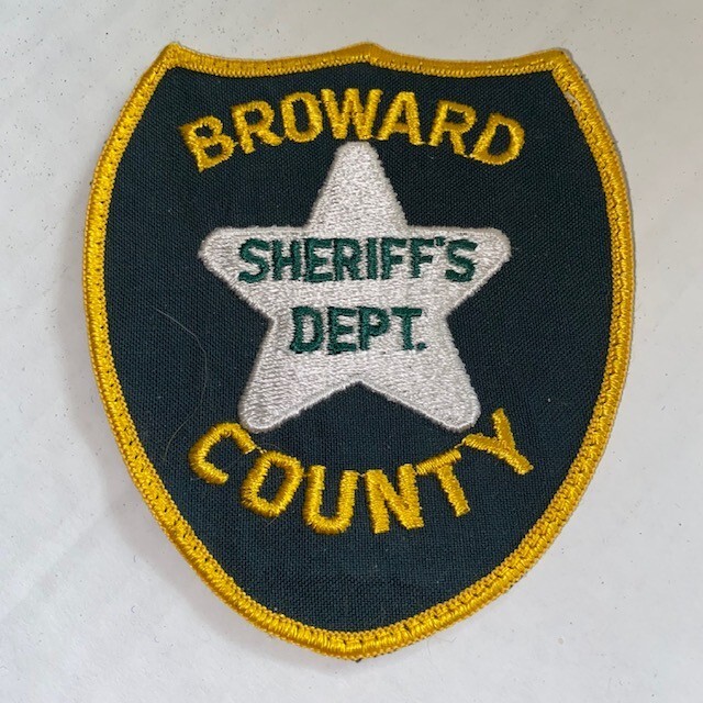 LAW ENFORCEMENT PATCH SHERIFF OLDER ORIGINAL BROWARD COUNTY SHERIFFS DEPT 4.5"