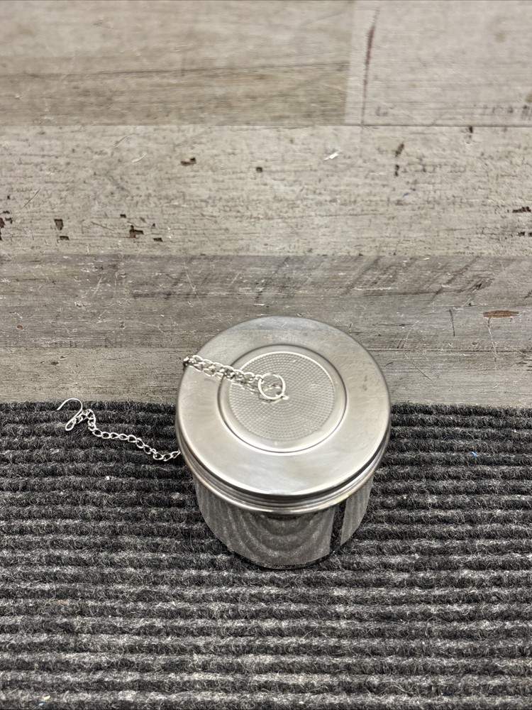 Large Tea Filter sus 304 Stainless Steel Tea Strainer With Extended Chains And E
