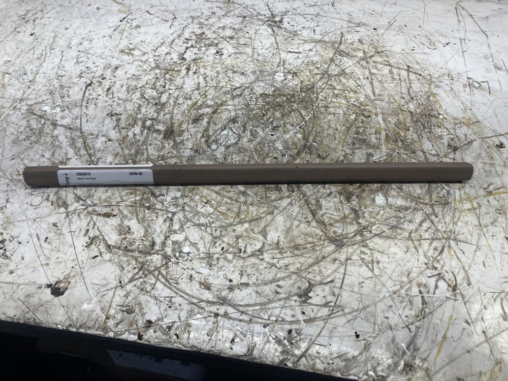 Peterbilt 379 POLY ABOVE DRIVER Trim/Panel