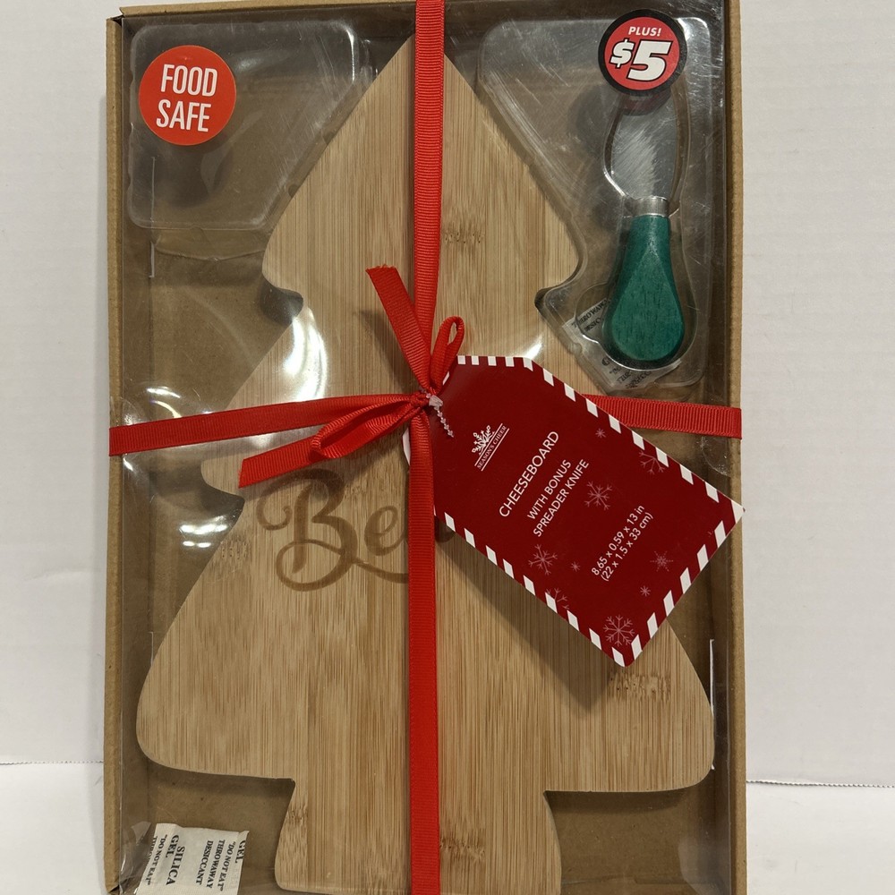 Season Cheer Cheesboard With Spreader Knife