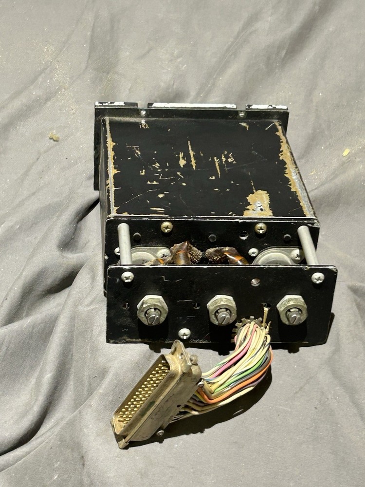 Cessna Aircraft Electrodelta Audio Speaker Amplifier Control Switch Panel Asm