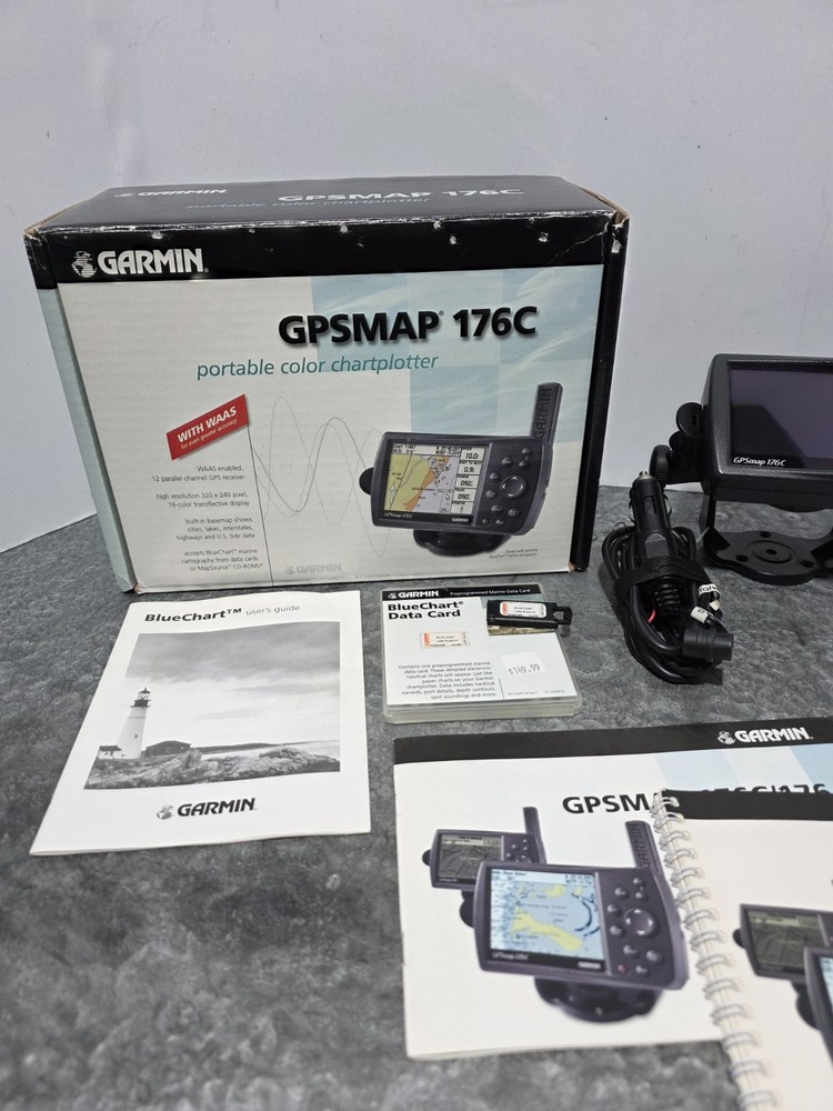 GARMIN GPSMAP 176C Color Marine Chartplotter w/ Cables, Manual, Box, Data Card