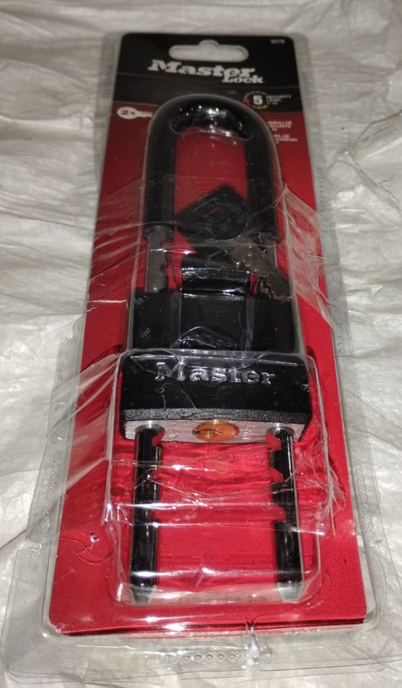 Master Lock 527D Adjustable Shackle Padlock Adjustable 2-3/8" to 5-15/16"