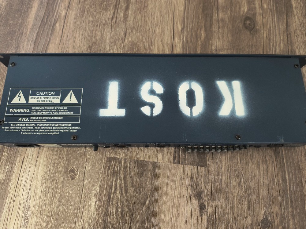 Symetrix 402 Dual Output Audio Delay - Tested - Missing System Status button