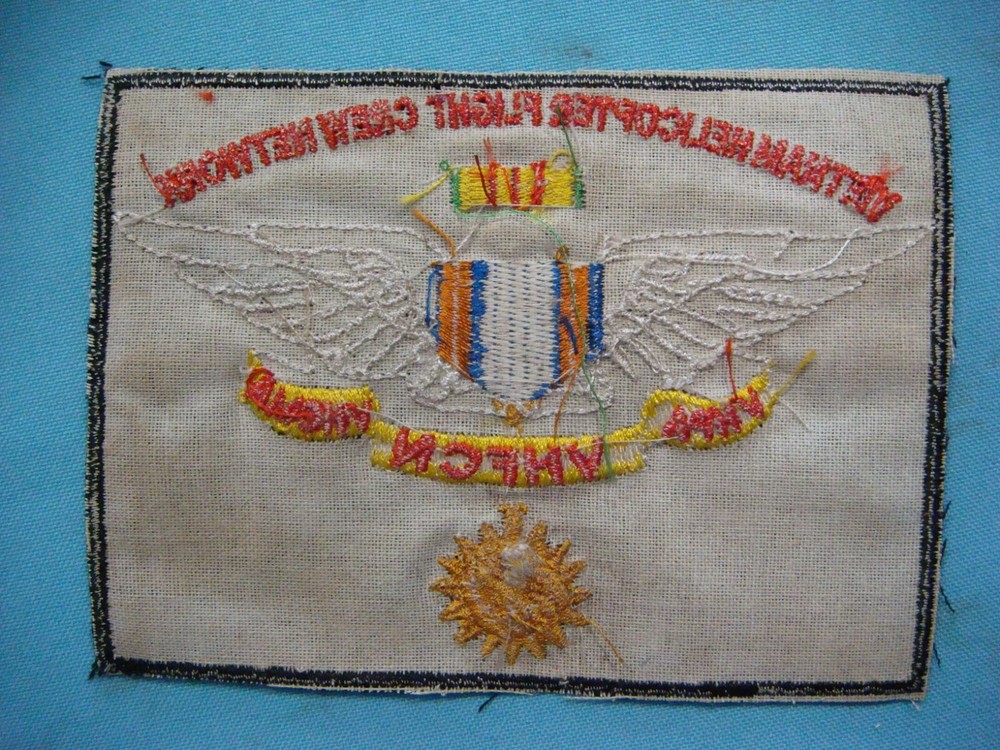 WAR PATCH " VIETNAM HELICOPTER FLIGHT CREW NETWORK "