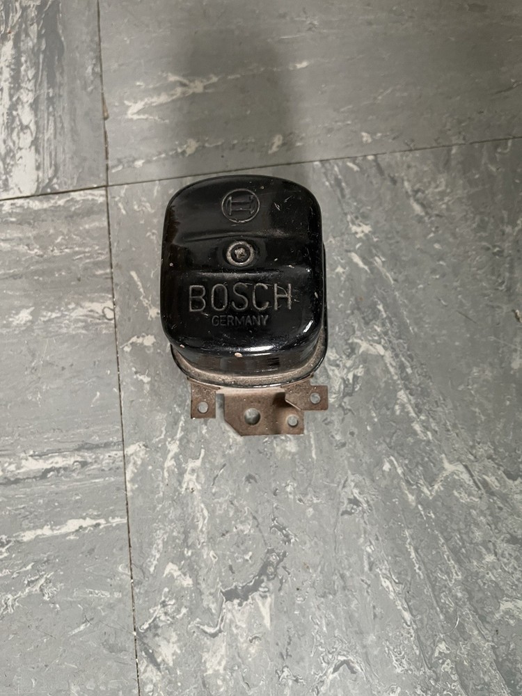 CLASSIC EARLY BOSCH REGULATOR UNIT