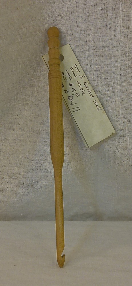 Hand turned maple wood crochet hook Size I length 7"