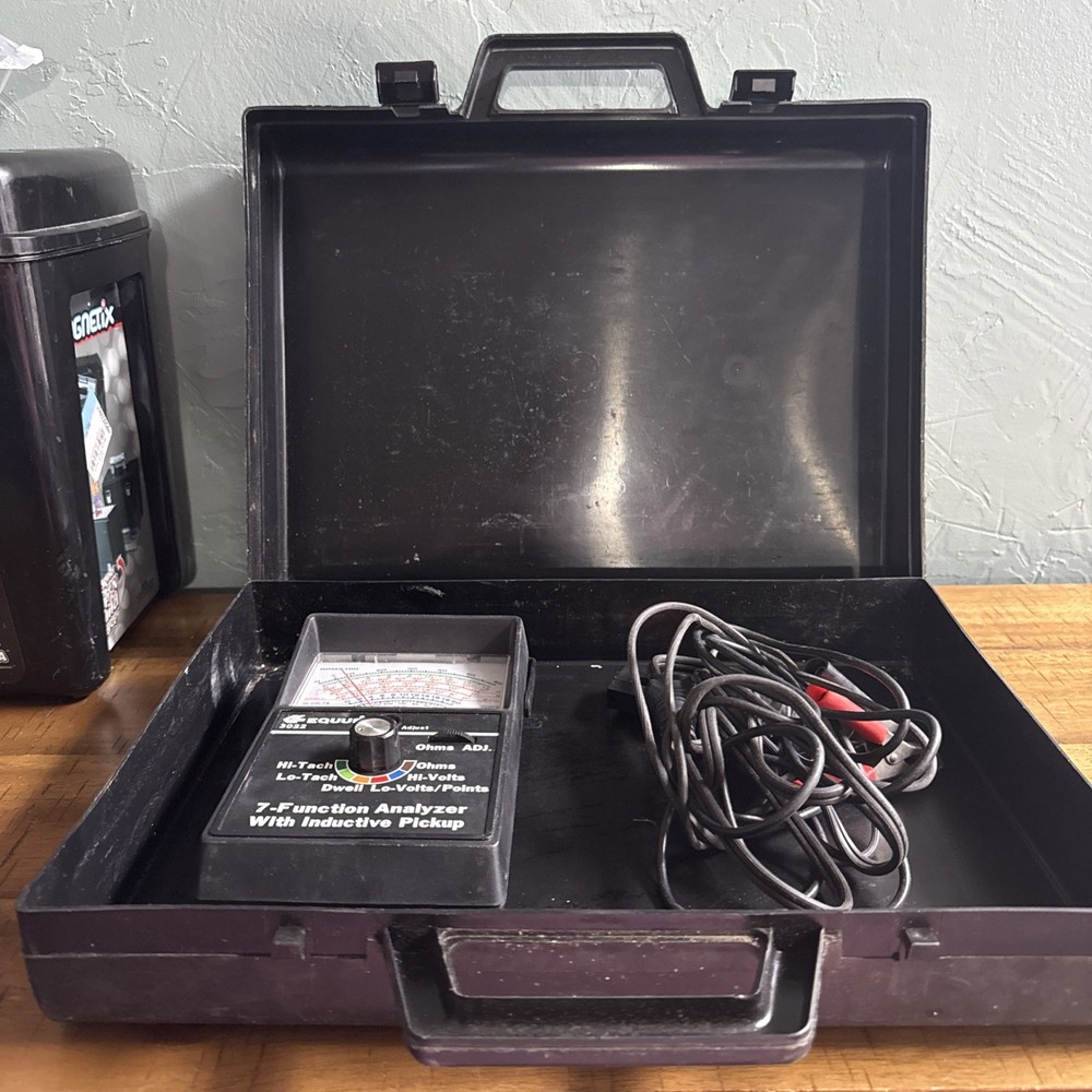 EQUUS 3022 7Function Analyzer With Inductive Pickup. .With Case .