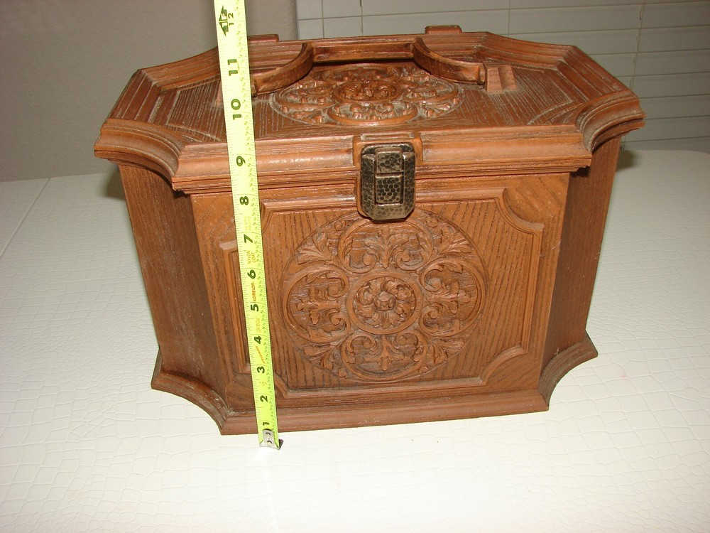 MAX KLEIN PLASTIC WOODGRAIN SEWING BOX WITH TRAY SC-2015