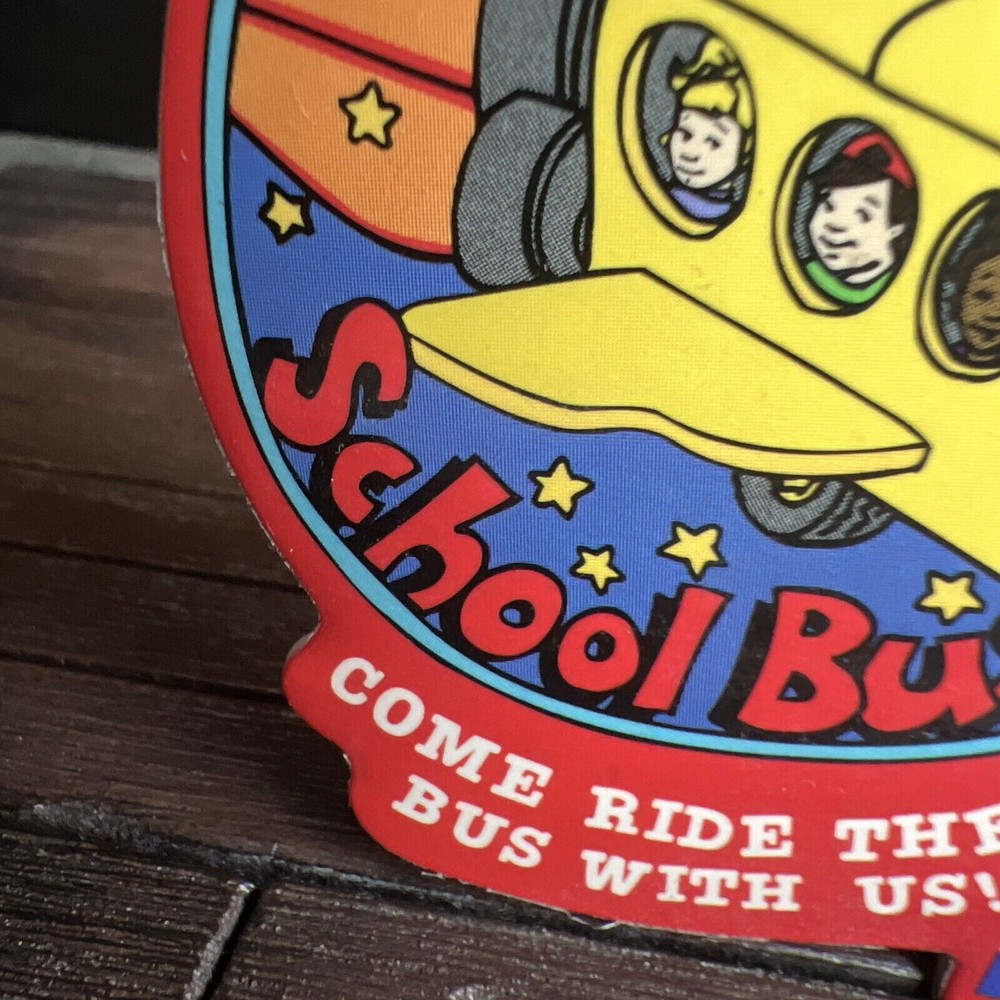 Vintage 1990s Microsoft Home Software Magic School Bus Scholastic Pinback Button
