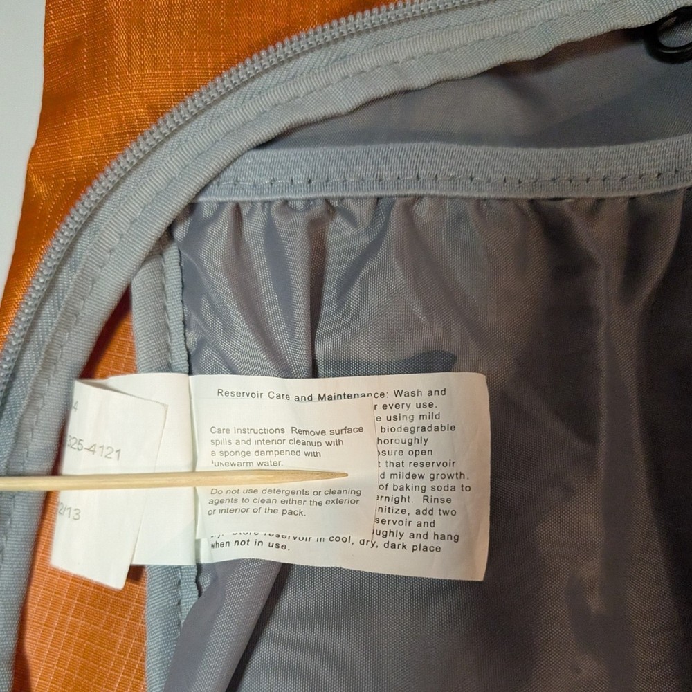 Kelty Ridgeway Hydration Pack Orange Sawnee Ultralight Backpack 2L, NO BLADDER