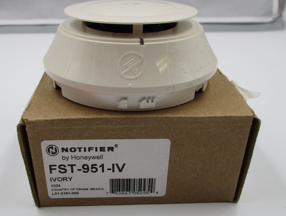 FST-951-IV 1PC NOTIFIER Point Type Temperature Sensing Fire Detector Fast Ship