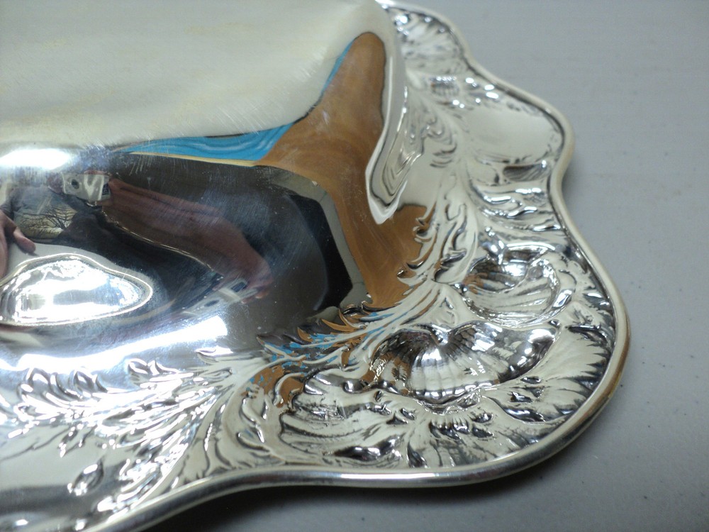 STUNNING ANTIQUE GORHAM STERLING SILVER SERVING BOWL, "POPPY" PATTERN