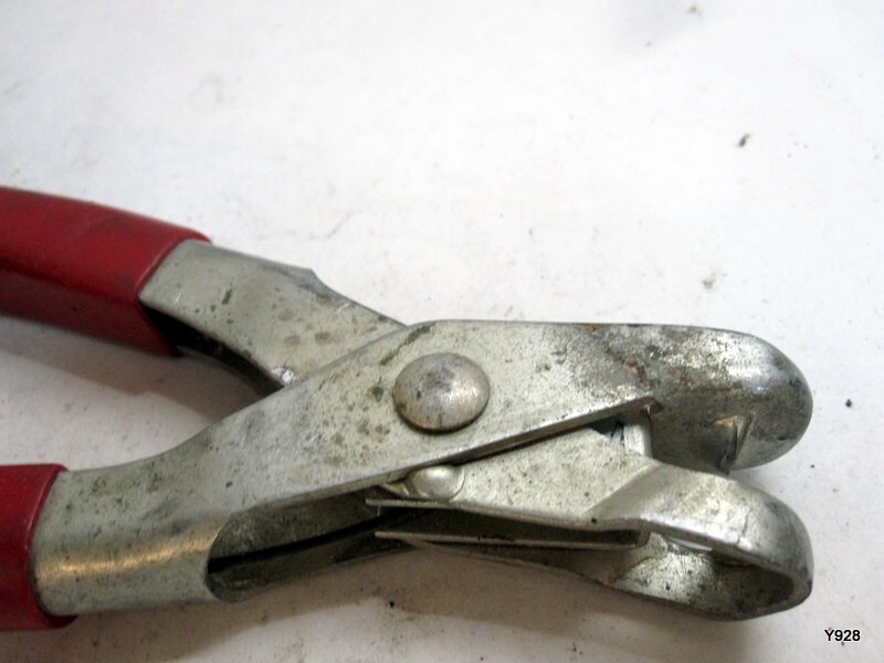 metal hole puncher 9"