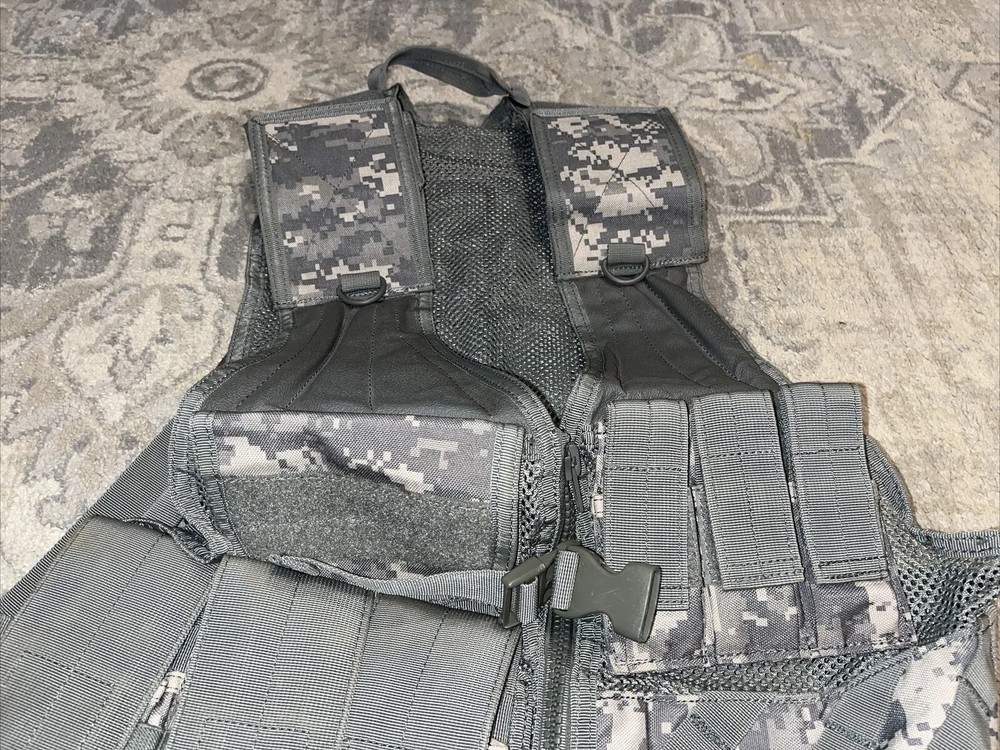 Tactical Vest Paintball Digital Camo Nice