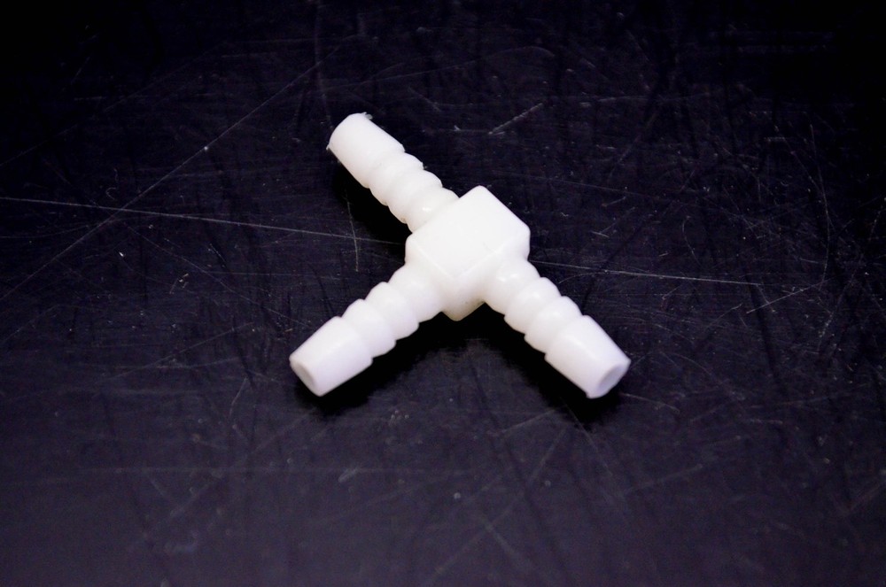 OMC 313537 Tee Fitting NOS