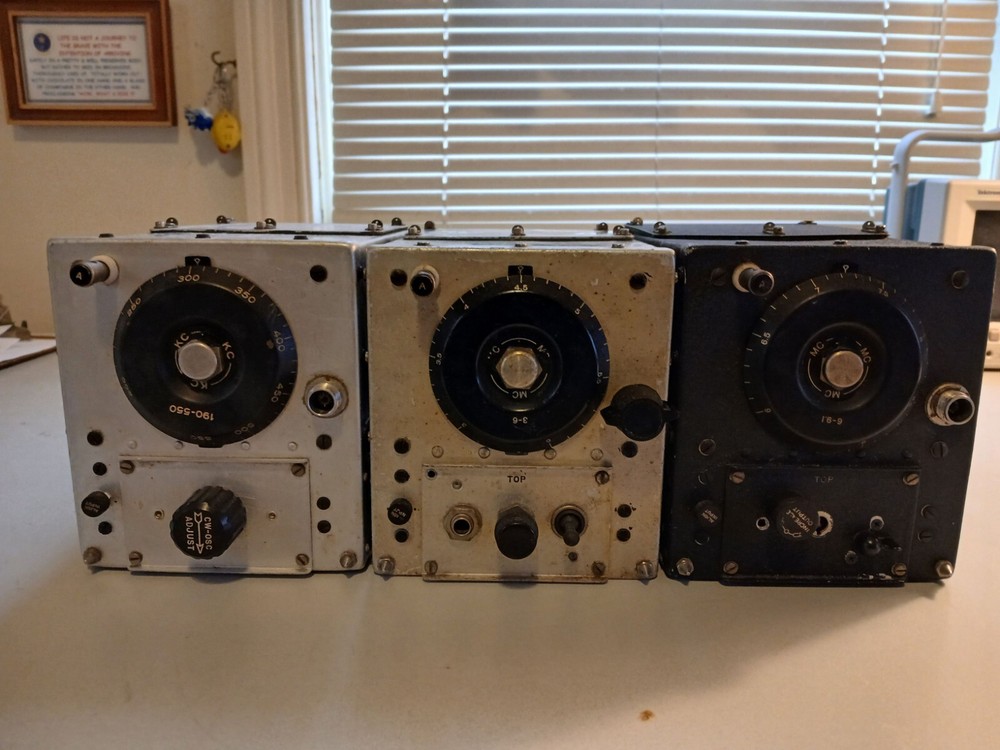 WW-II Command Radio Set - 3 Receivers and 2 Transmitters