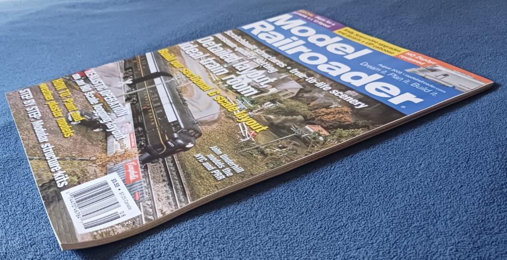 Model Railroader Magazine - August 2005 Issue - Sectional G-Scale Layout