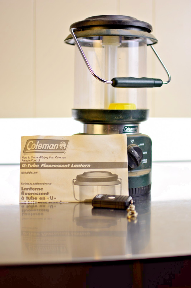 Coleman U-Tube Fluorescent Lantern & Night Light W/ Remote Control