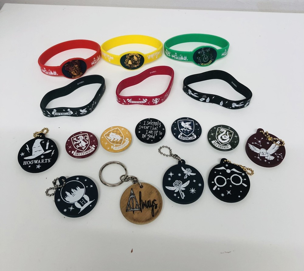 Harry Potter Bundle, Stretchy Bracelets, Button Badges, & Keychains X 17 Items