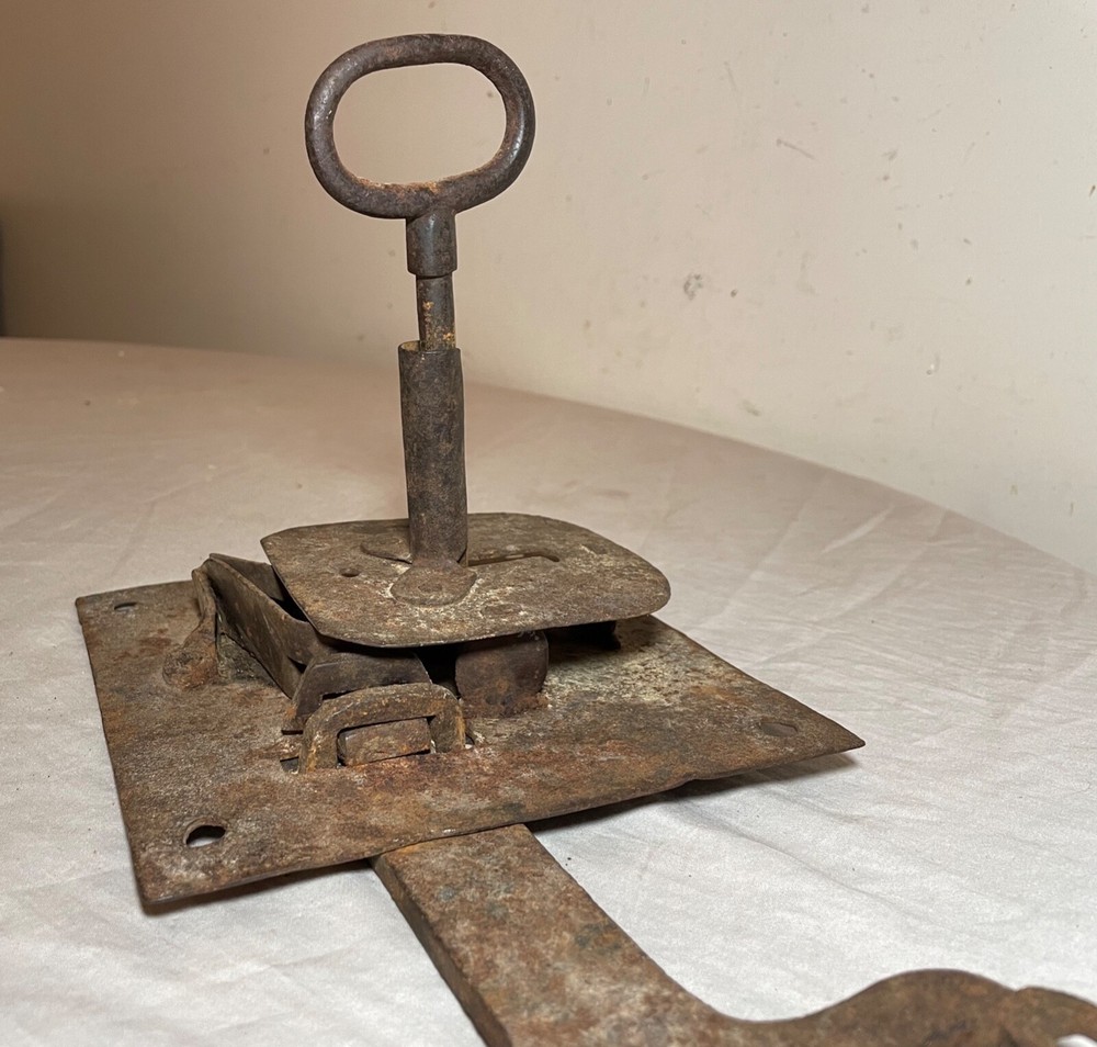 antique 1700's handmade wrought iron skeleton key lock locking mech. hardware