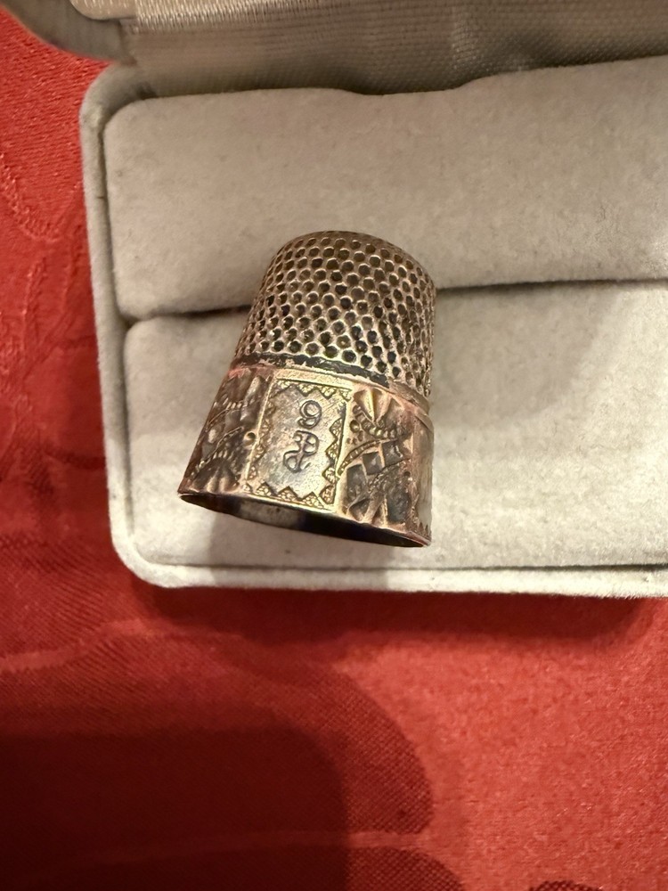 Very Old Sterling Silver Thimble Hand Carved Size 9