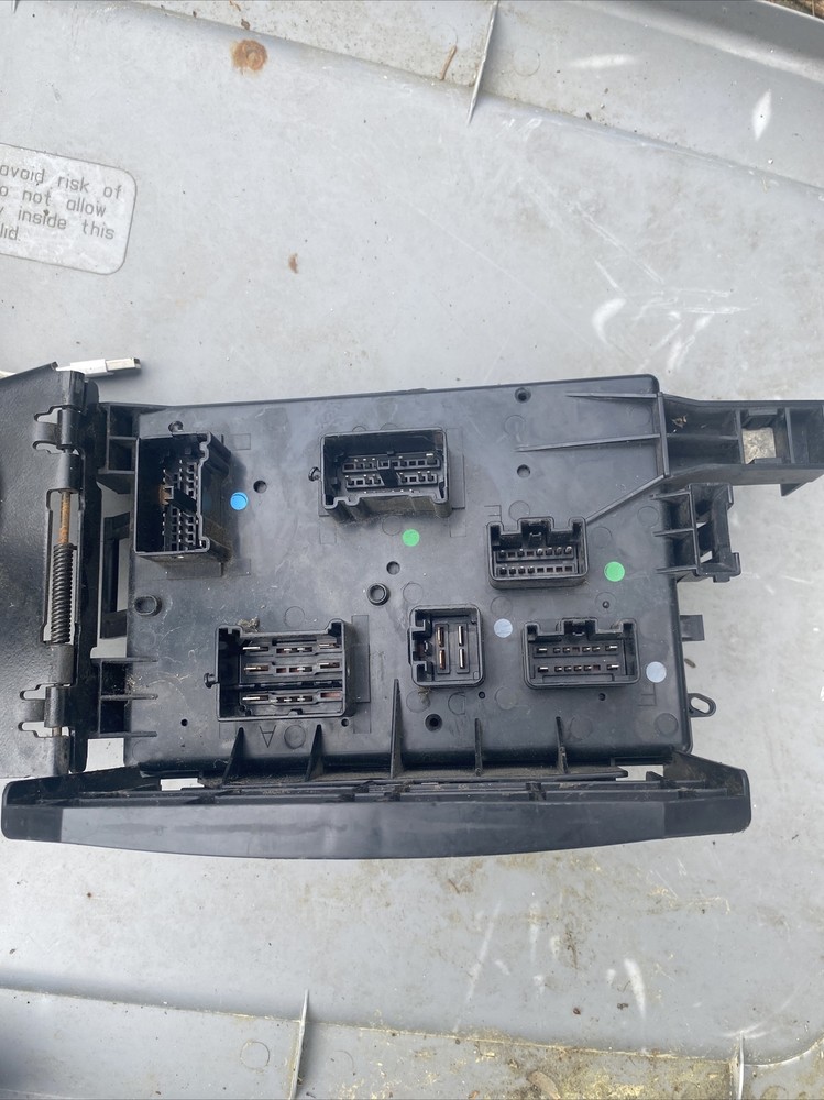 2008-2010 dodge fuse box