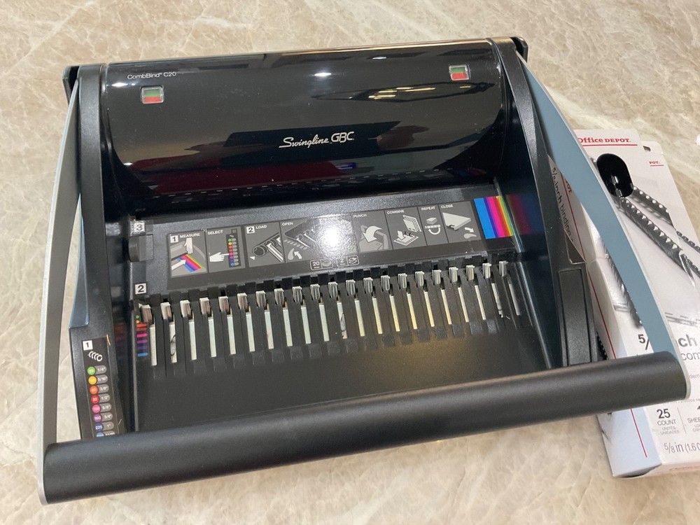 Swingline GBC CombBind C20 Manual Binding Machine