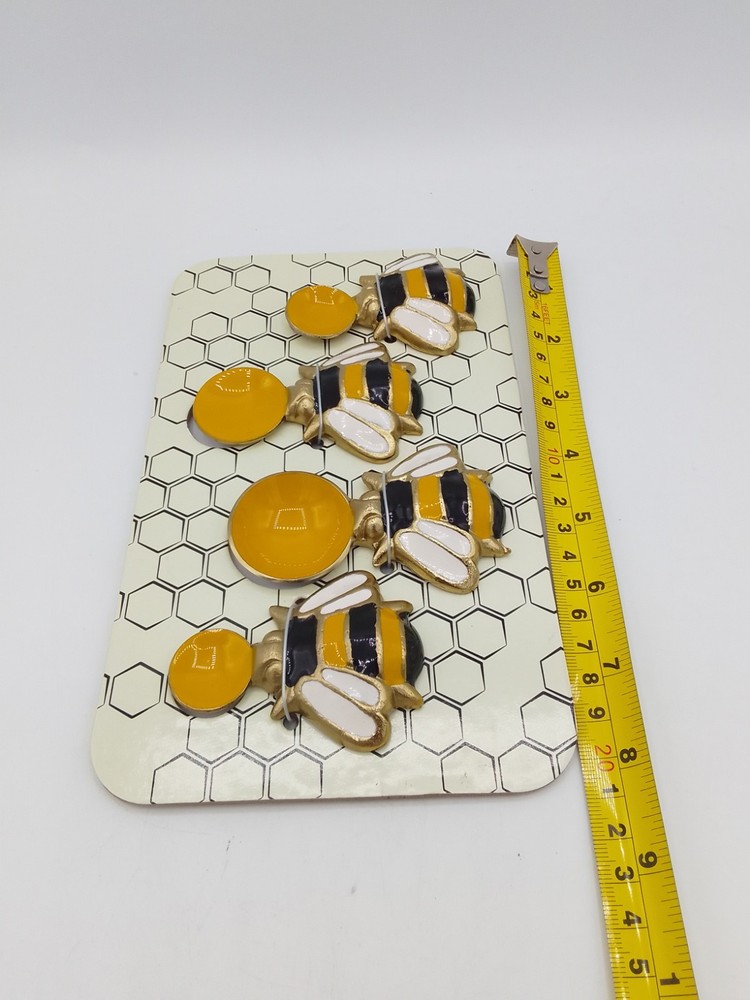 One Hundred 80 Degrees Honey Bee Measuring Spoons
