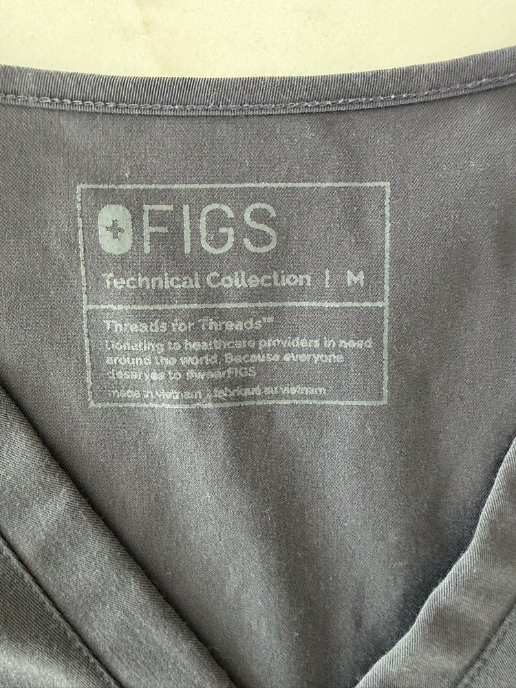 Figs Casma Technical Collection Three Pocket medium