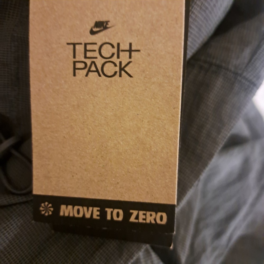 Nike Tech Pack Woven Mesh Pullover Hoodie Lightweight FN2632 068 Medium NWT $130