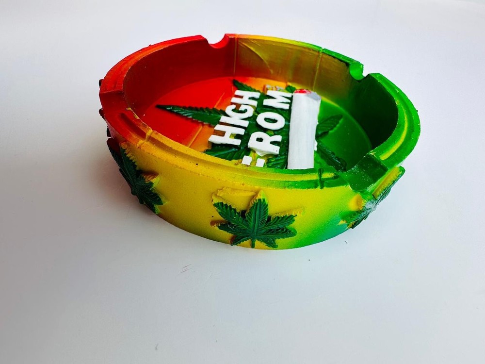 HIGH FROM ASHTRAY Polyresin Round Shape