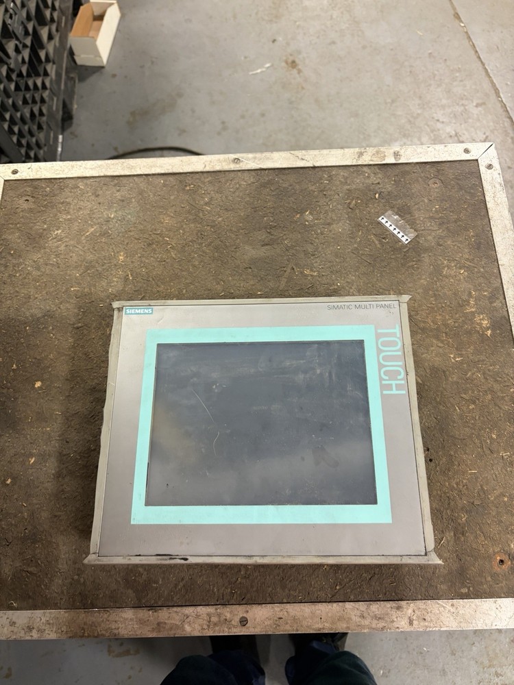 SIEMENS 6AV6643-0CD01-1AX0 HMI SCREEN USED