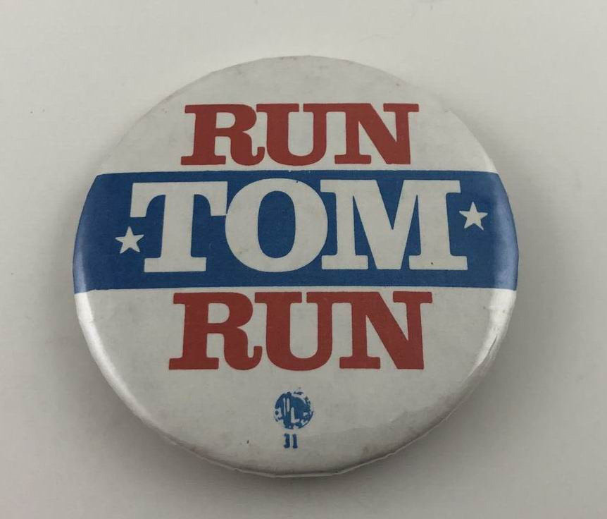 Vintage RUN TOM RUN Button Pinback