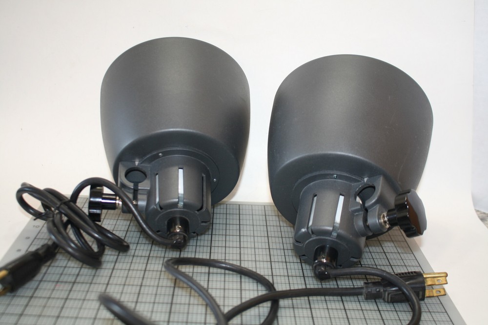 POLAROID MP 4 LAND CAMERA LAMP LIGHT MODEL 4422 *