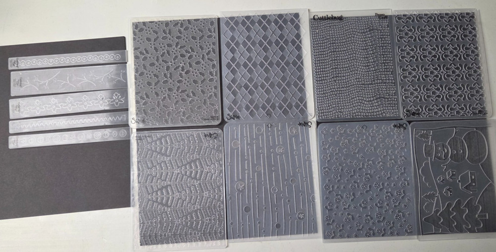 Sizzix / Cuttlebug Embossing Folders - Lot Of 25