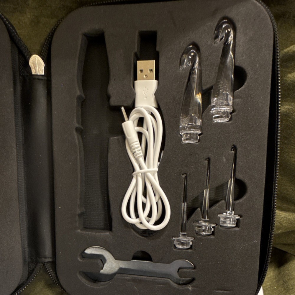 Everything Crochet Lighted Crochet Hook Set with Accessories and Case