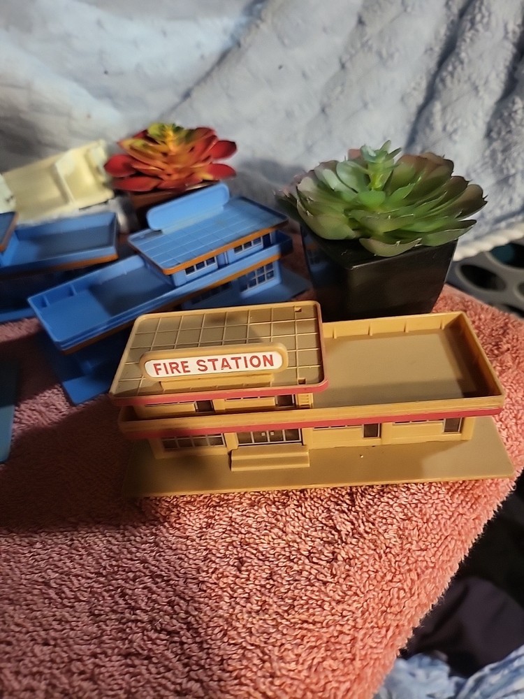Toy Building Lot And Plants