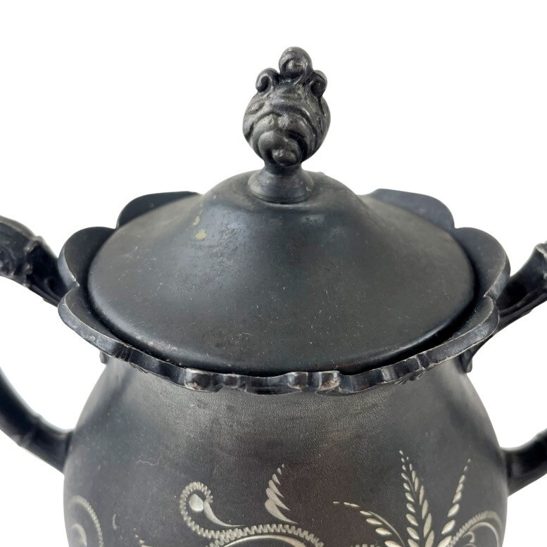 Antique Quadruple Silver Plate Sugar & Creamer Set Lidded Benedict Scroll Etched