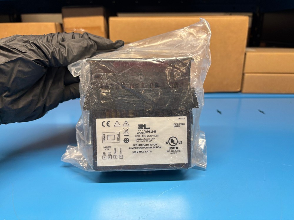 Red Lion Controls PAXLVD00 Digital Panel Meter - NEW