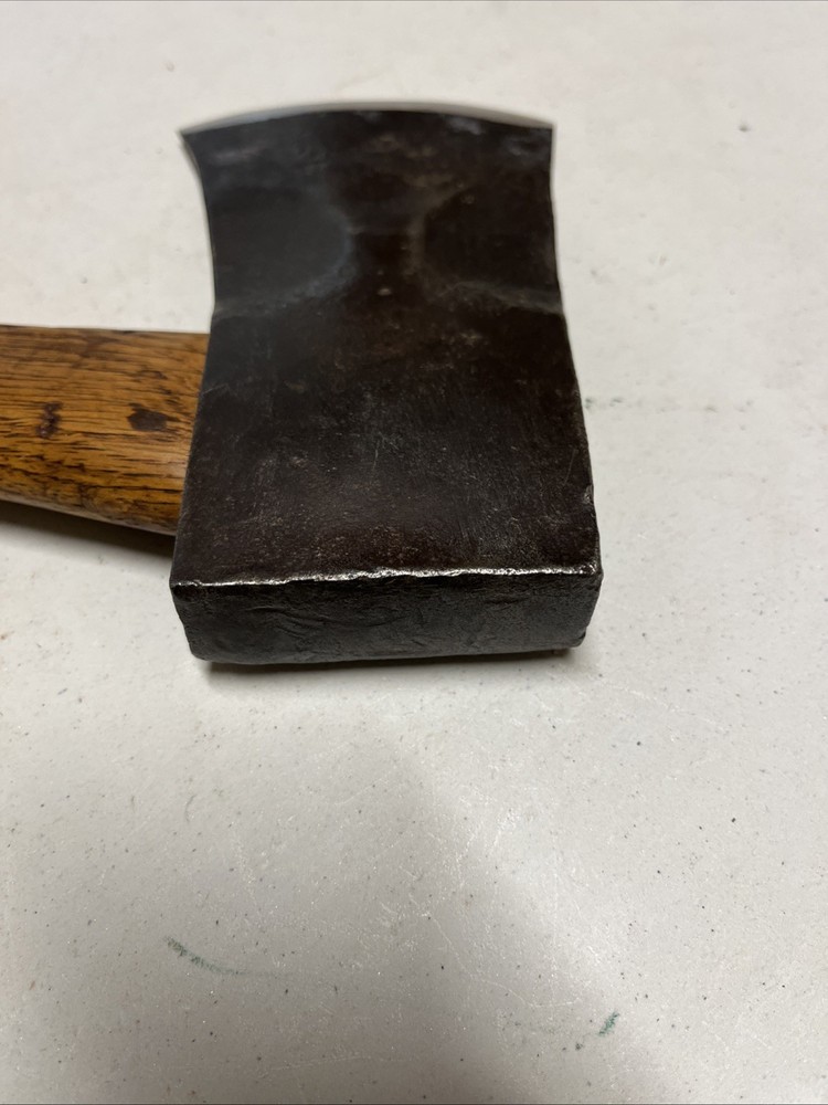 Vintage Hatchet. Unbranded. Axe. H-102