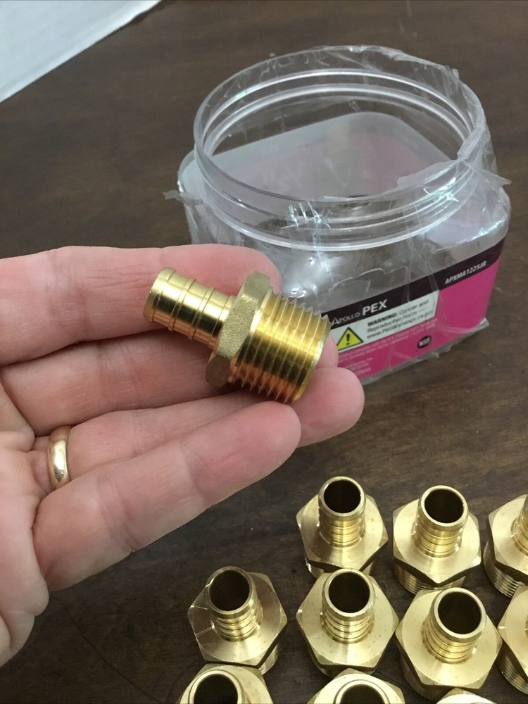 Apollo 1/2 in. Brass PEX-B Barb x MPT Adapter Pro Pack (25-Pack) Missing Lid