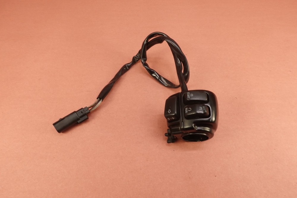 2009-2017 Harley VRSCF Muscle V-Rod Right Control Start Stop Switch