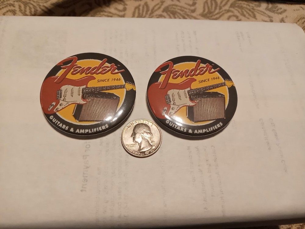 FENDER GUITAR/AMP PINBACK BUTTON