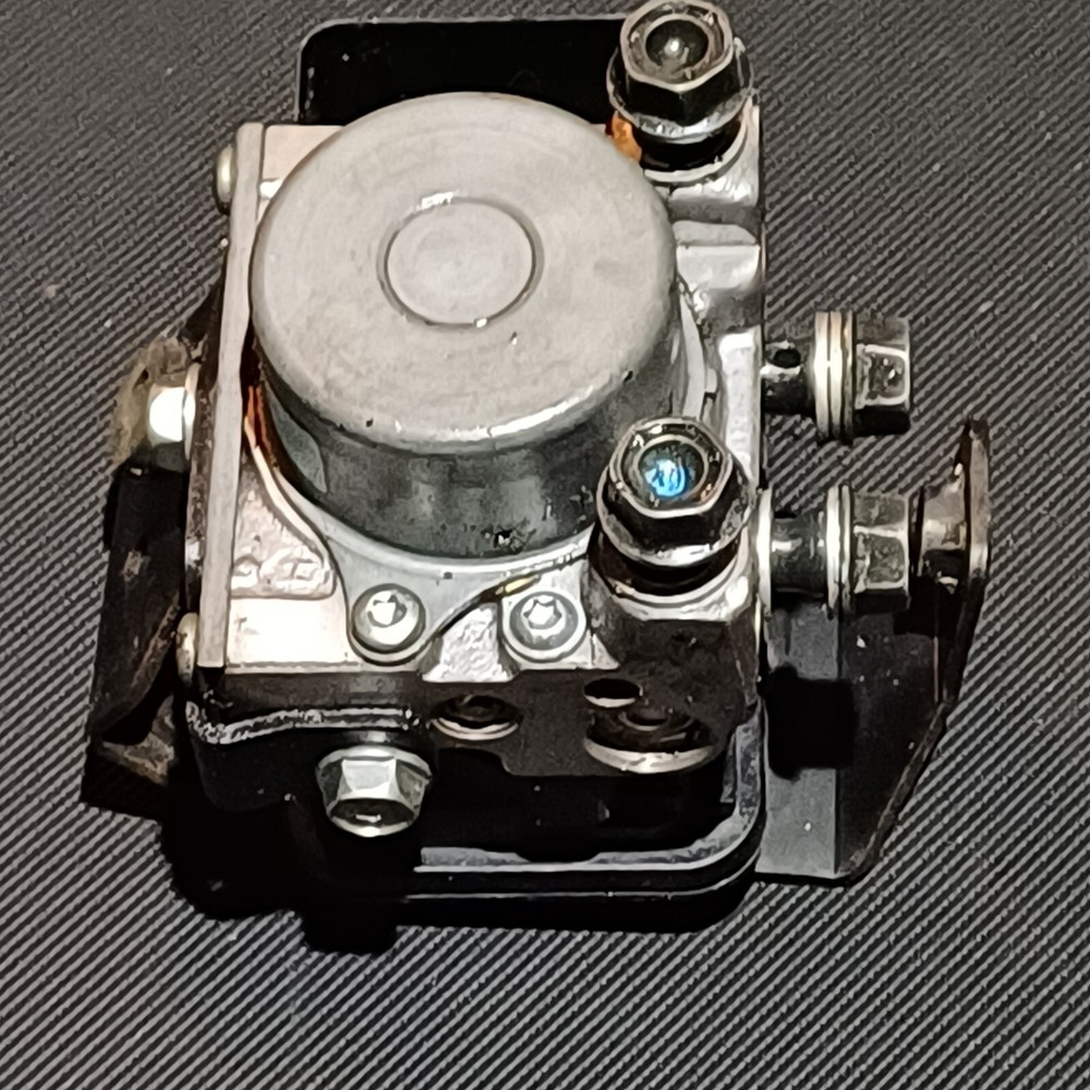 GENUINE KAWASAKI Z800 2013 -16 ABS PUMP  AND MODULE