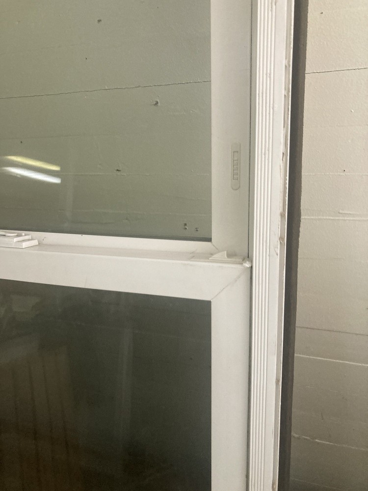 Double Hung Replacement Window 28-1/4 W 45-1/2” H Used